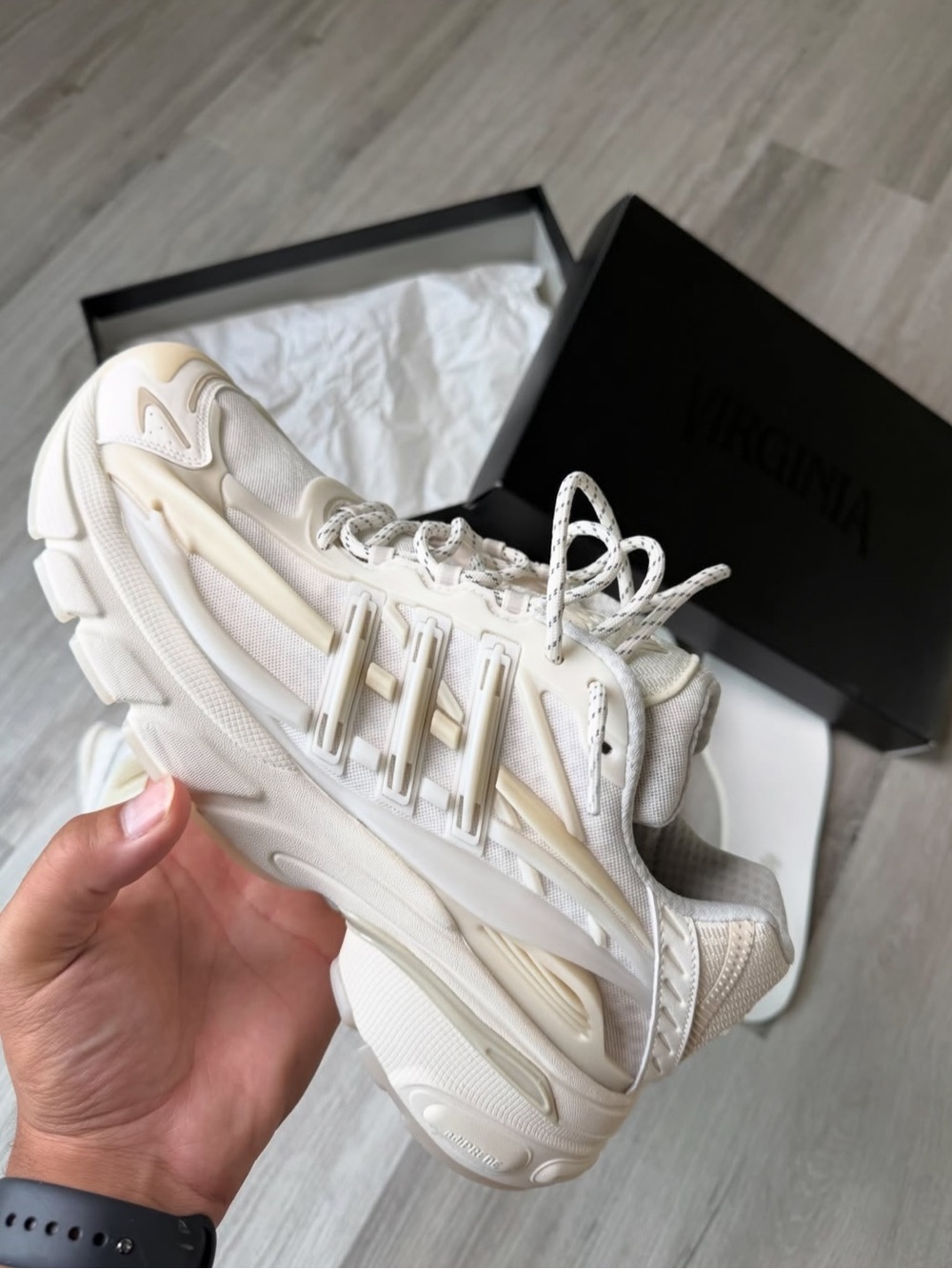 Pharrell x VIRGINIA x adidas Adistar Jellyfish 'Triple White' Mens Size 10 DS